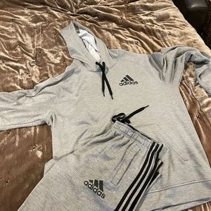 Addidas Sweat Suit